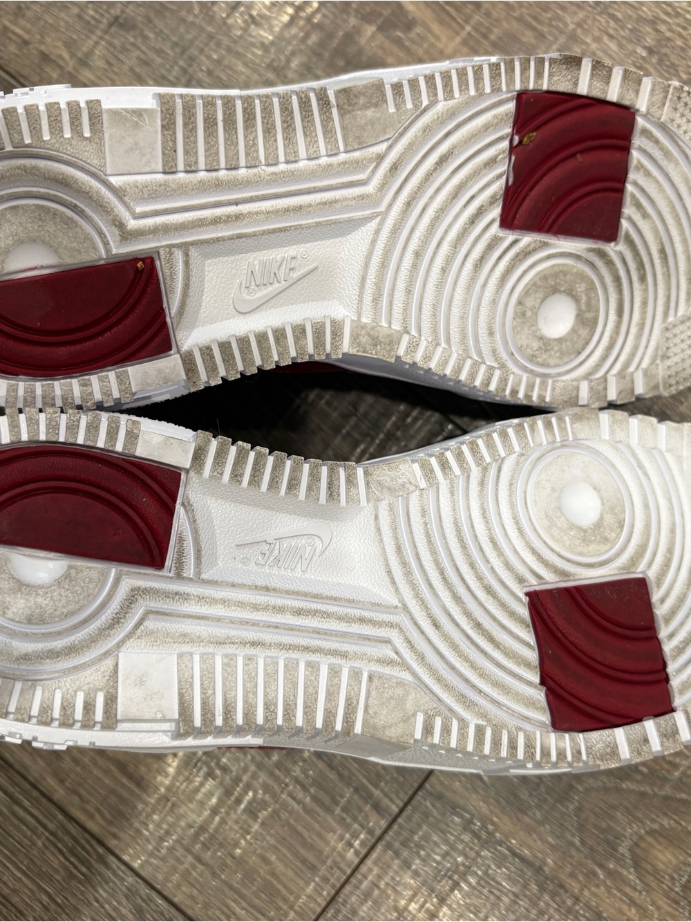 Nike Women's Air Force One Pixel team red and white size 8 like new - Picture 10 of 16